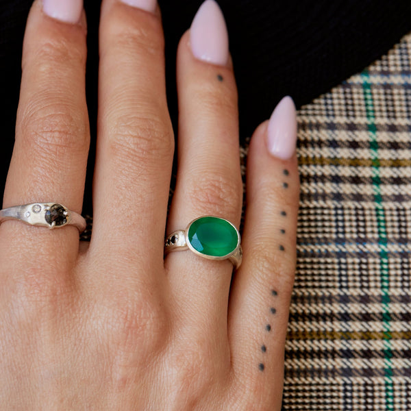 טבעת אוניקס ירוק